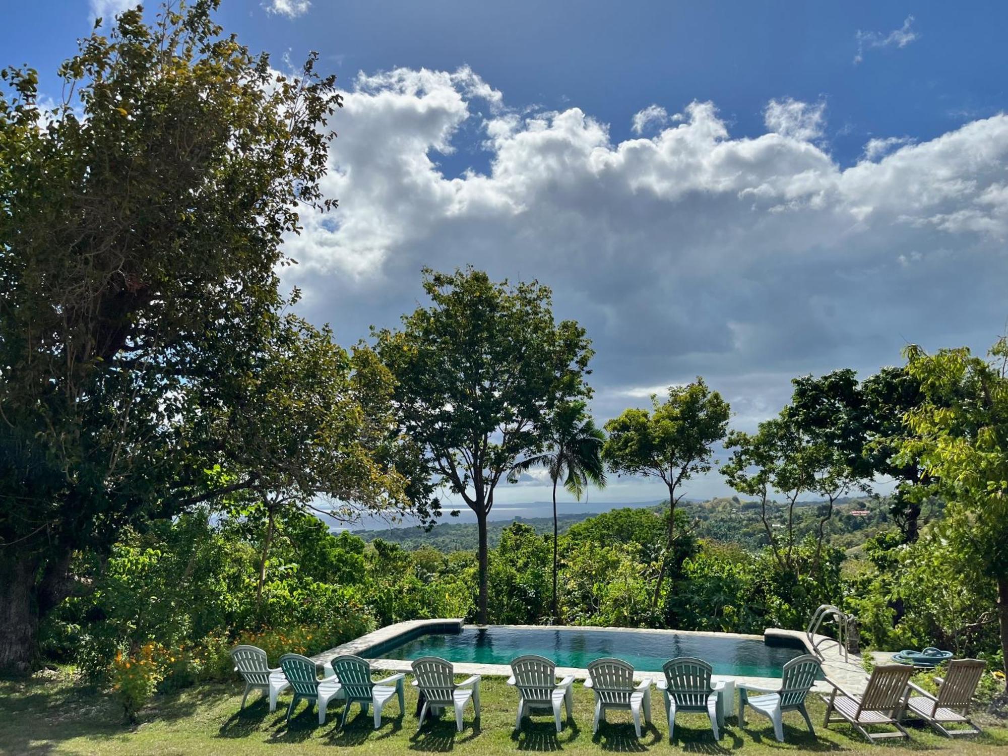 Om Horizon Ecoresort Tayong Exteriér fotografie
